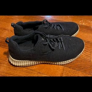 Skechers Navy Wool sneakers (like Allbirds) size 12